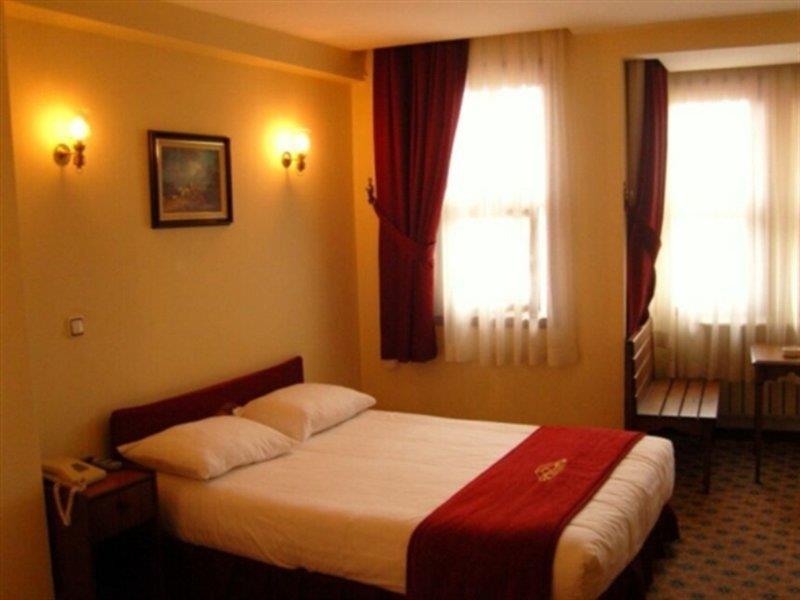 Hotel Historia-Special Category อิสตันบูล ภายนอก รูปภาพ